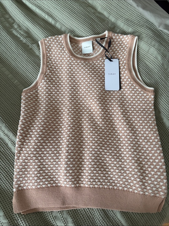 Varley Tops - Varley Jenson Stitch Knit Tank size Small